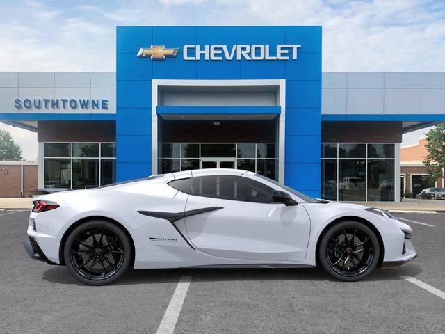 New 2027 Chevrolet Corvette Grand Sport RWD image 5