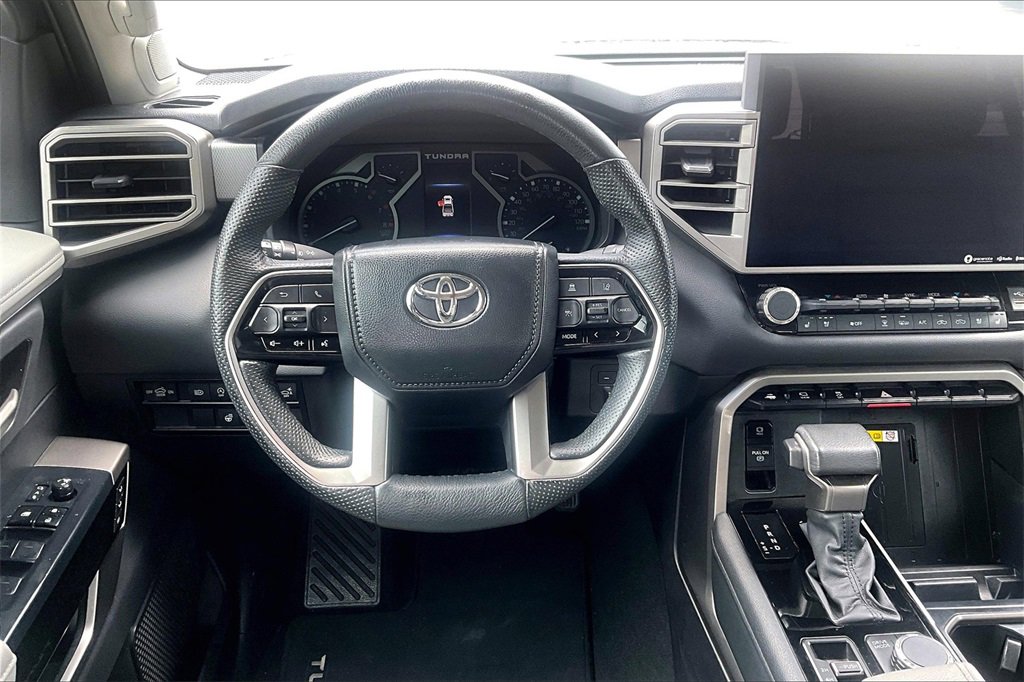 Used 2023 Toyota Tundra Limited image 8