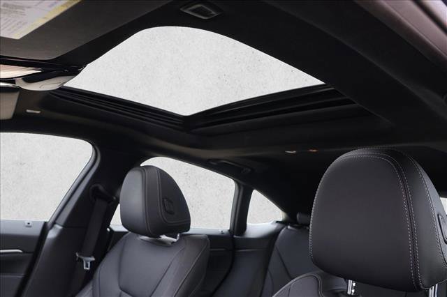 Used 2023 BMW i4 eDrive35 RWD image 11