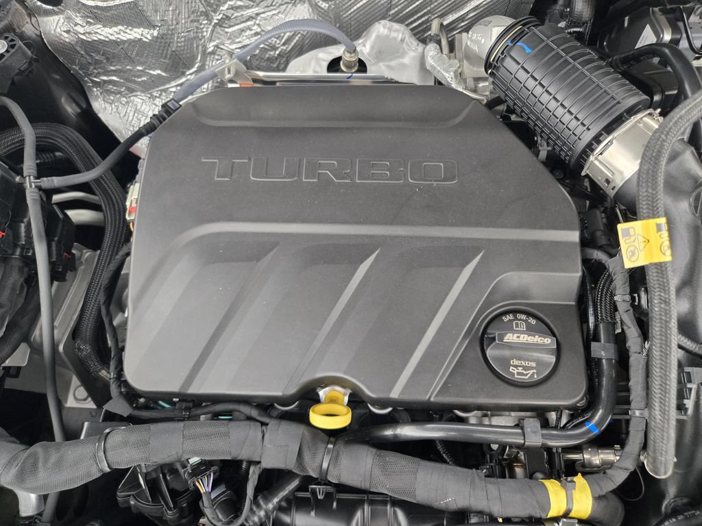New 2026 Chevrolet Trax RS w/ Driver Confidence Package FWD image 35