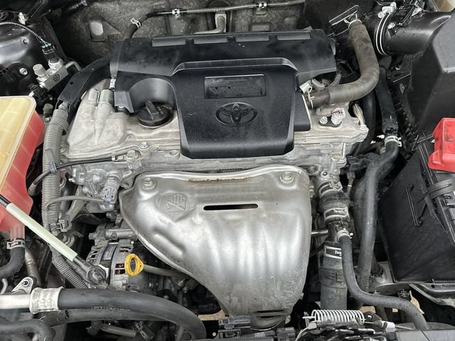 Used 2018 Toyota RAV4 SE w/ Power Extra Value Package FWD image 34