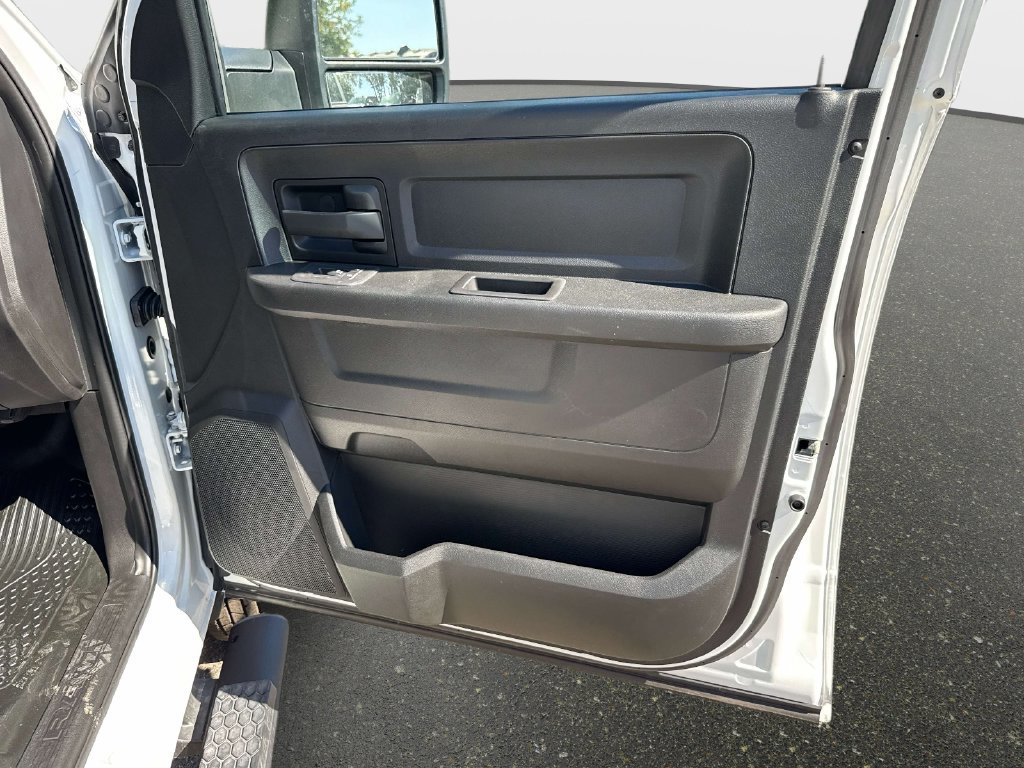 New 2026 RAM 3500 Tradesman AWD/4WD image 8