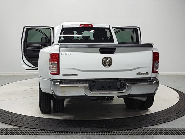 Used 2024 RAM 3500 Big Horn AWD/4WD image 14