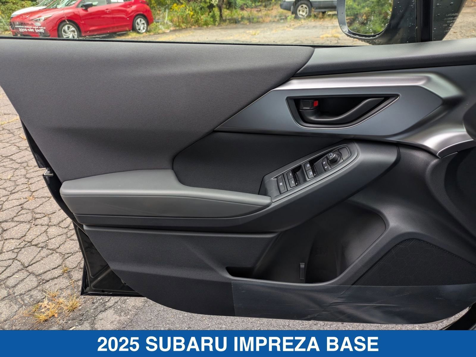 Certified 2025 Subaru Impreza 2.0i image 12