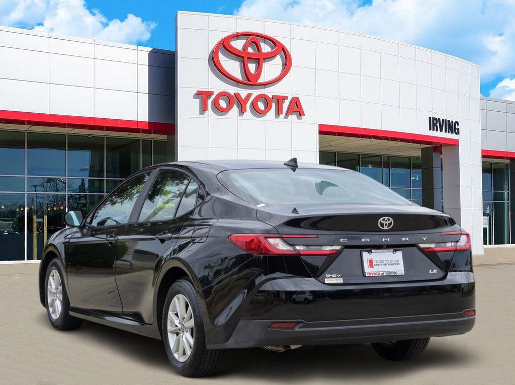 Used 2025 Toyota Camry LE FWD image 3