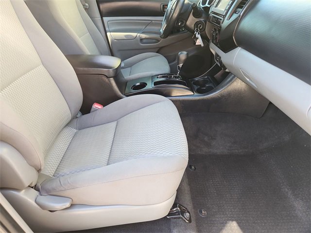 Used 2013 Toyota Tacoma PreRunner w/ Convenience Pkg image 23