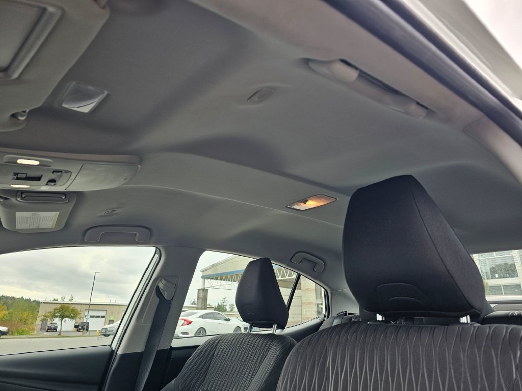 Used 2025 Toyota Camry LE FWD image 24