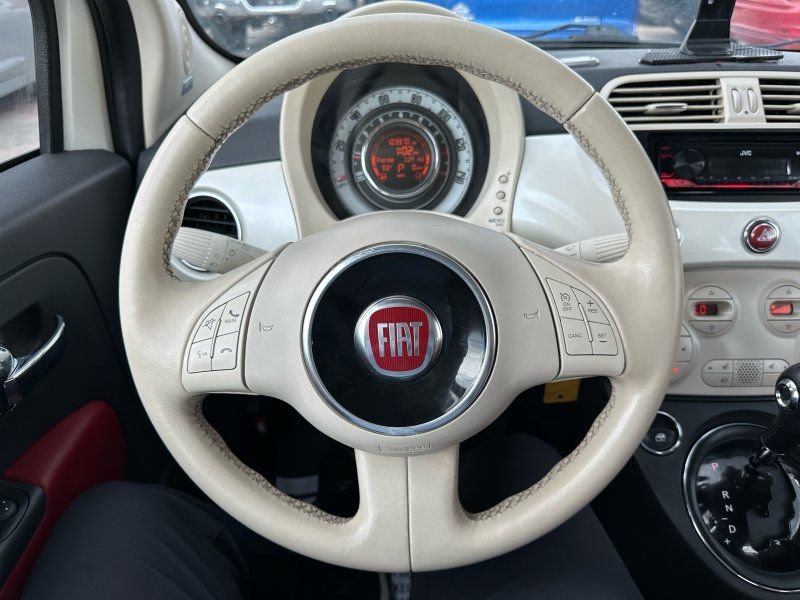 Used 2012 FIAT 500 Lounge w/ Luxury Leather Pkg FWD image 17