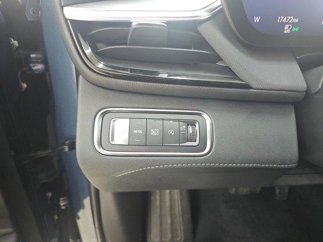 Used 2025 Buick Enclave Preferred image 26