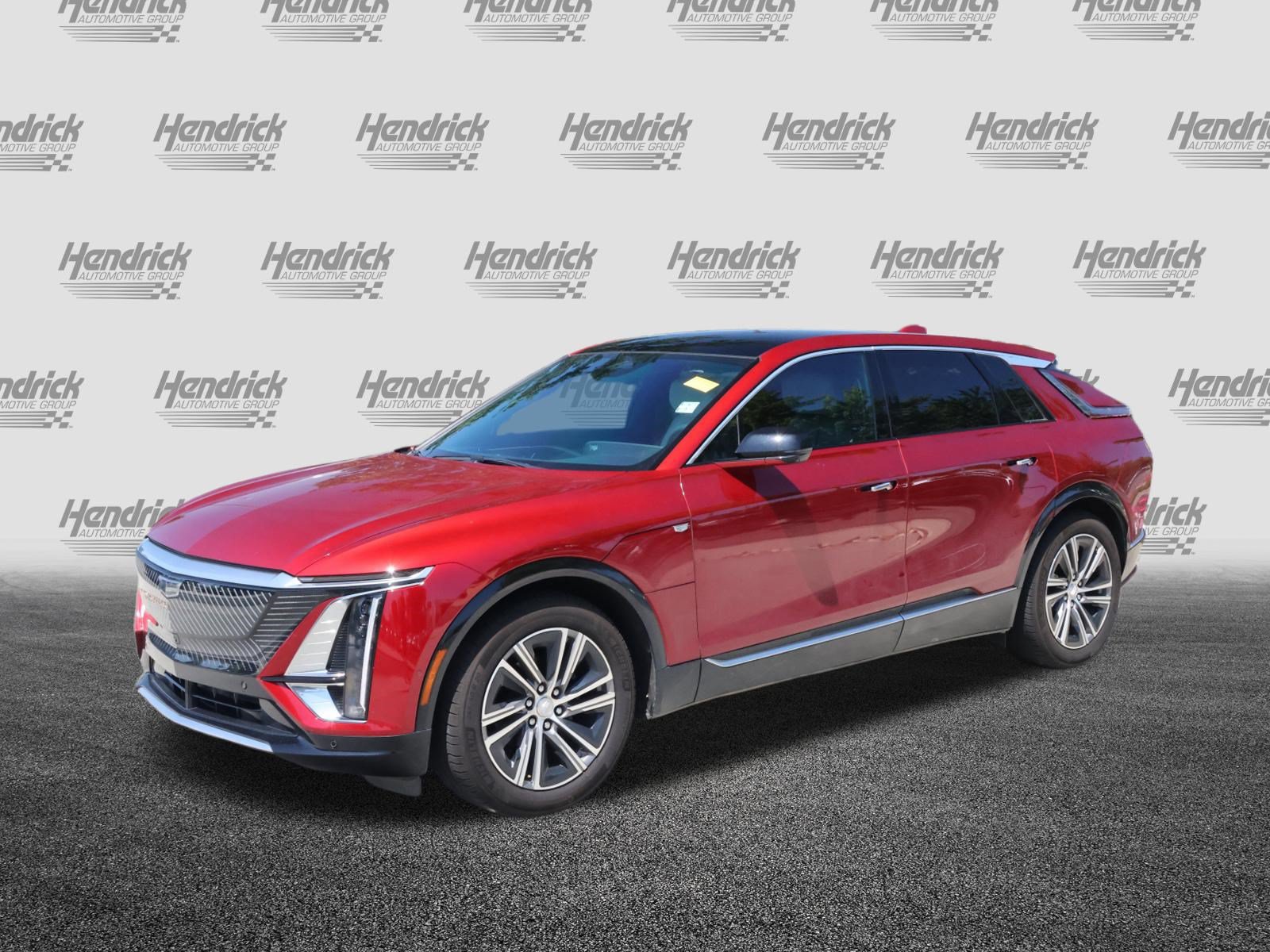 Used 2024 Cadillac Lyriq Luxury RWD image 5