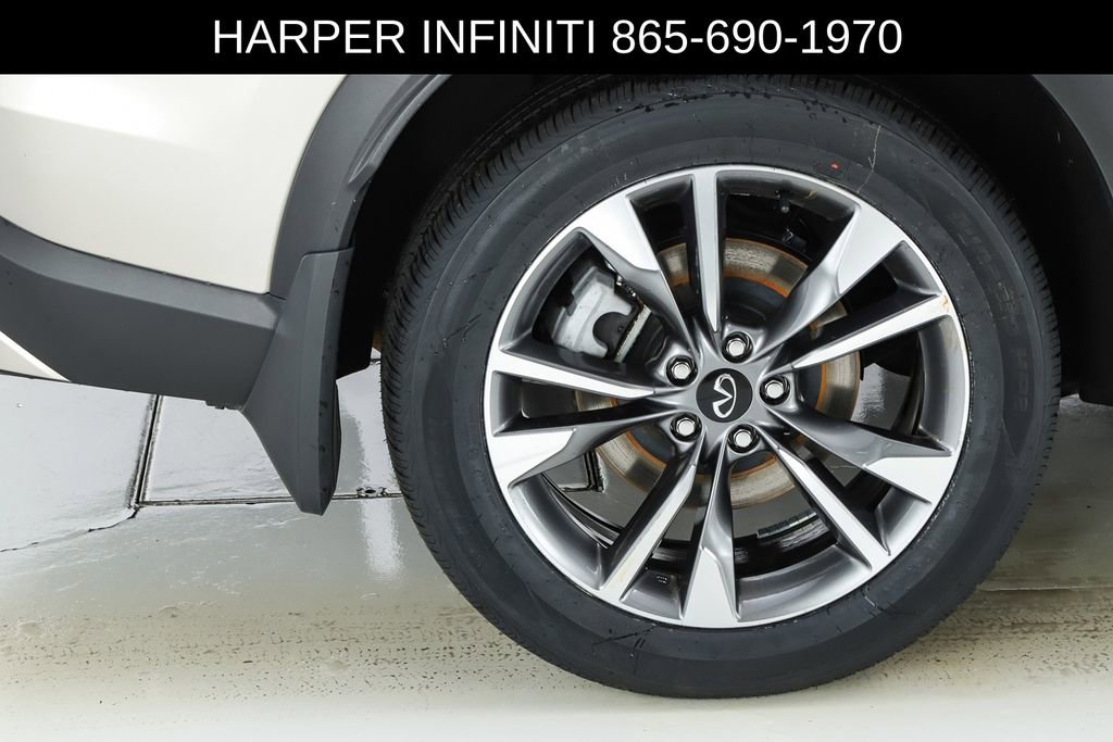 Used 2023 INFINITI QX60 Luxe w/ Performance Audio Package AWD/4WD image 14