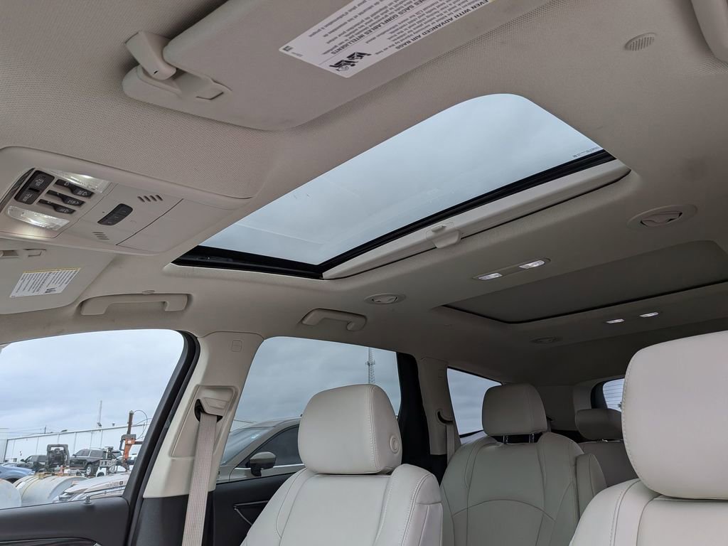 Used 2023 Buick Enclave Essence w/ Experience Buick Package FWD image 17