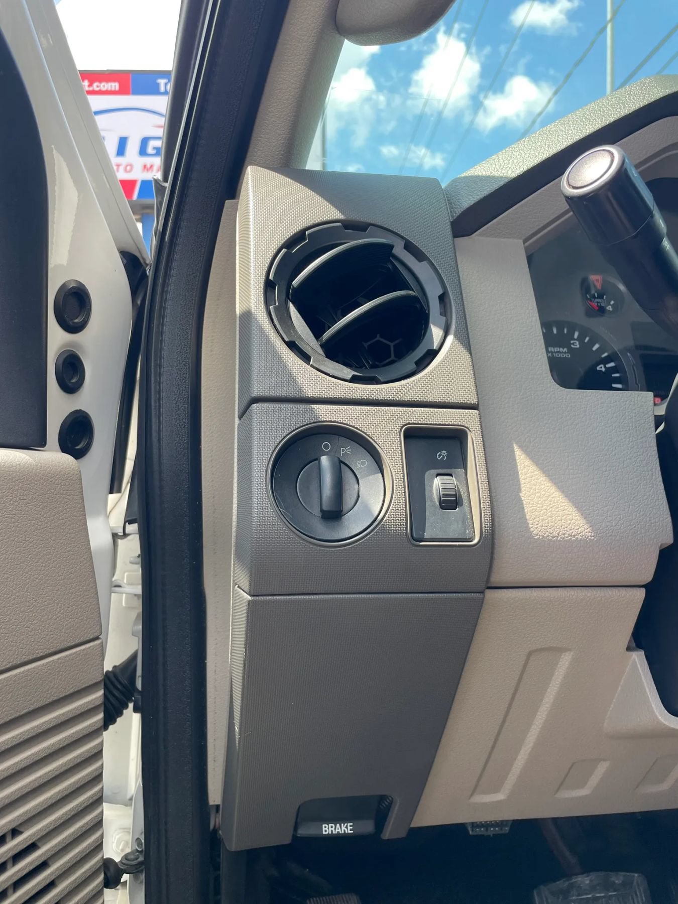 Used 2010 Ford F350 XLT RWD image 21