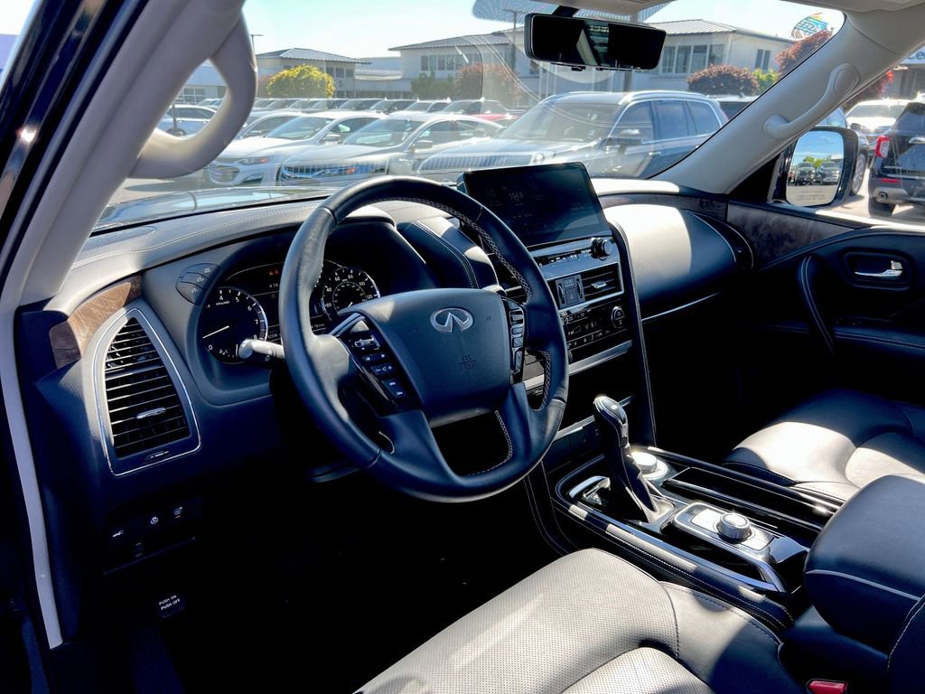 Used 2023 INFINITI QX80 Premium Select w/ Cargo Package AWD/4WD image 10