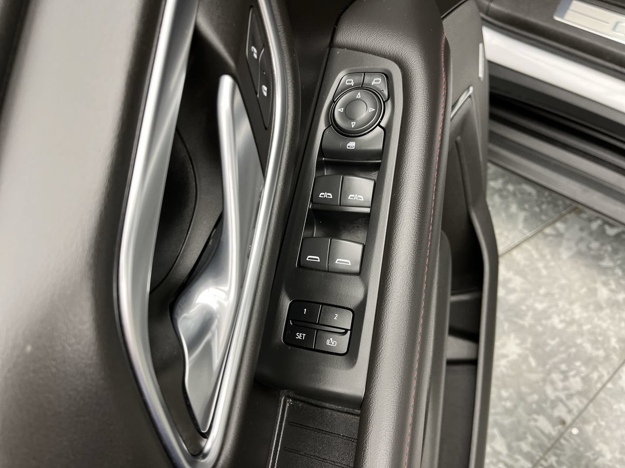 Certified 2021 Chevrolet Tahoe RST AWD/4WD image 8