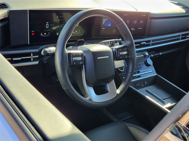 Used 2025 Hyundai Santa Fe SEL image 3