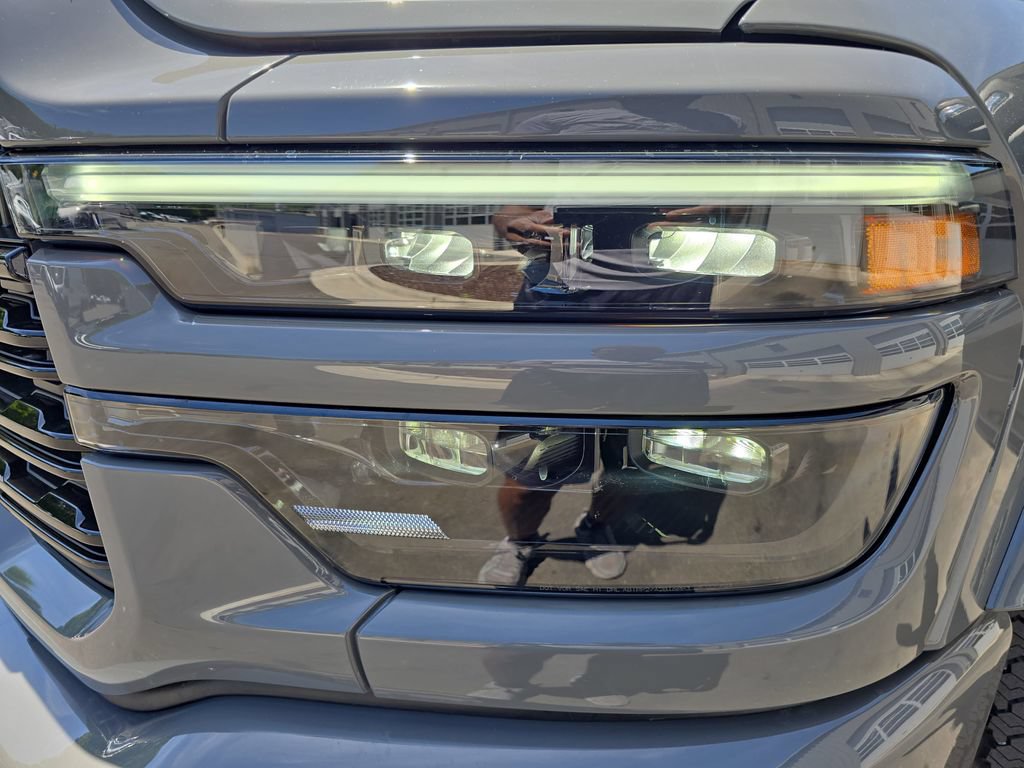 New 2026 RAM 2500 Limited AWD/4WD image 31