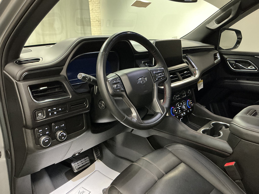 Used 2024 Chevrolet Tahoe RST w/ RST Performance Edition AWD/4WD image 10