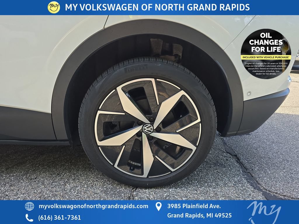 Used 2023 Volkswagen ID.4 Pro S AWD/4WD image 32