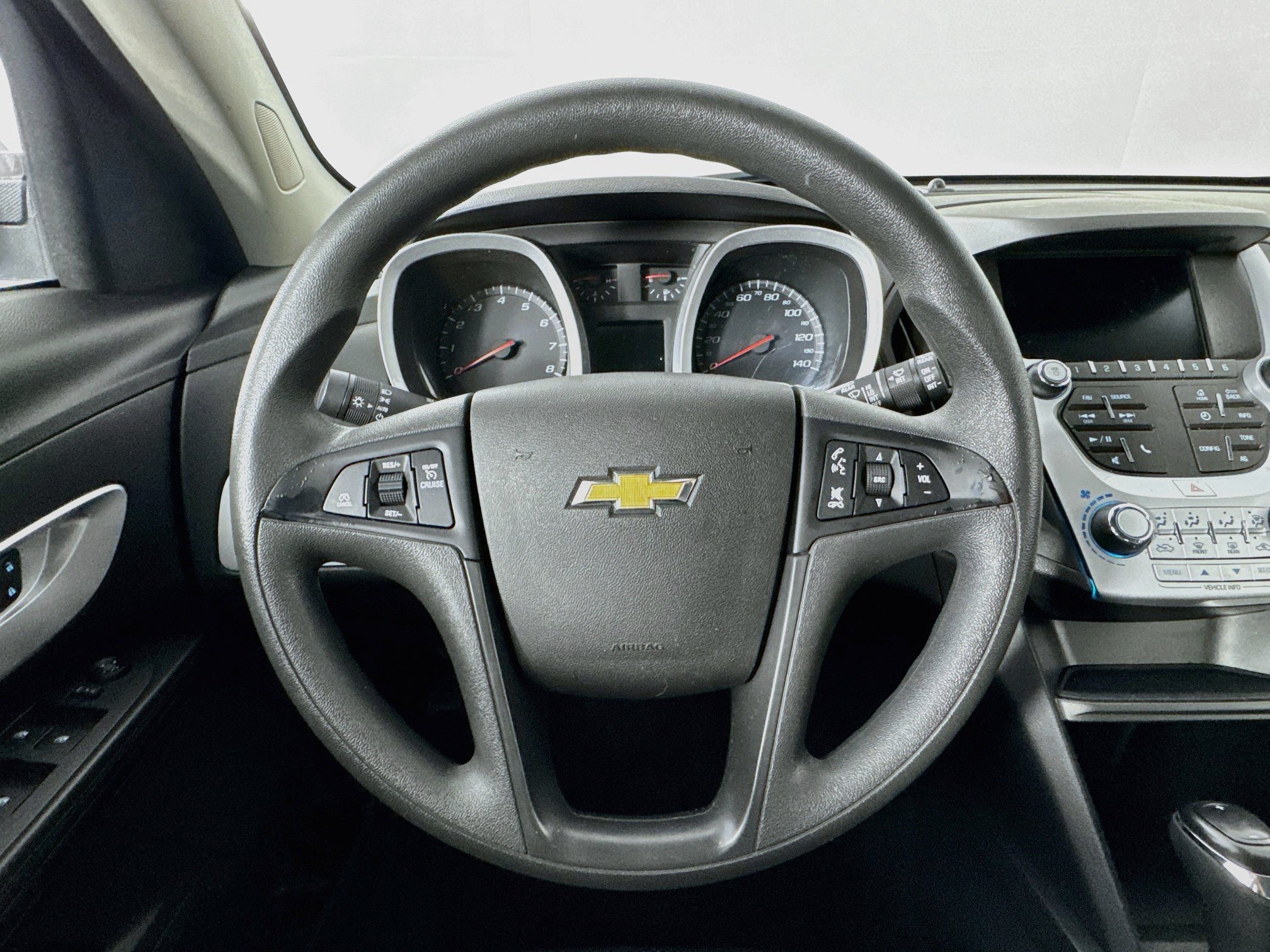 Used 2016 Chevrolet Equinox LS AWD/4WD image 11