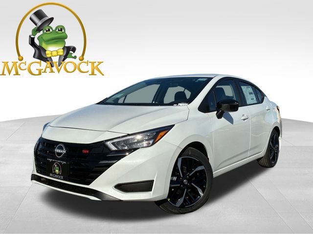 New 2025 Nissan Versa SR w/ Trunk Package