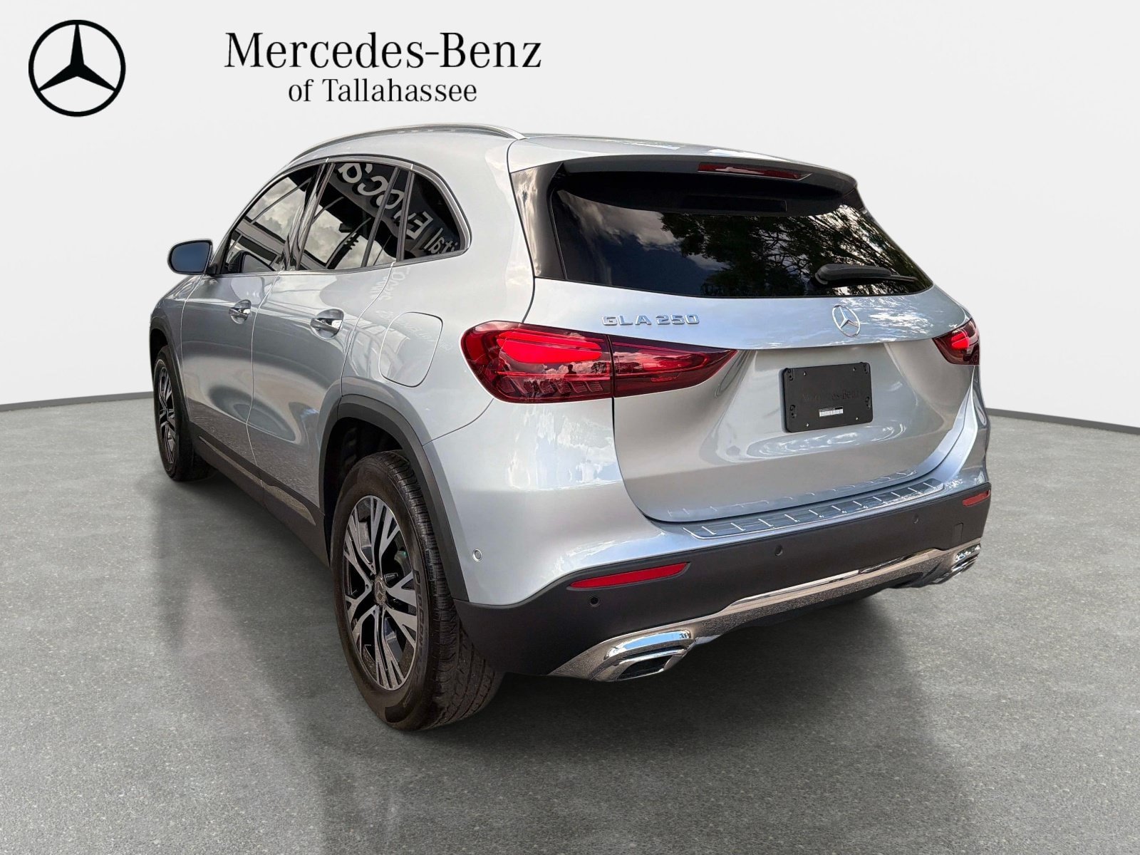 Used 2025 Mercedes-Benz GLA 250 image 7