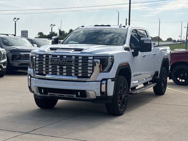 New 2026 GMC Sierra 2500 Denali w/ Denali Reserve Package AWD/4WD image 11