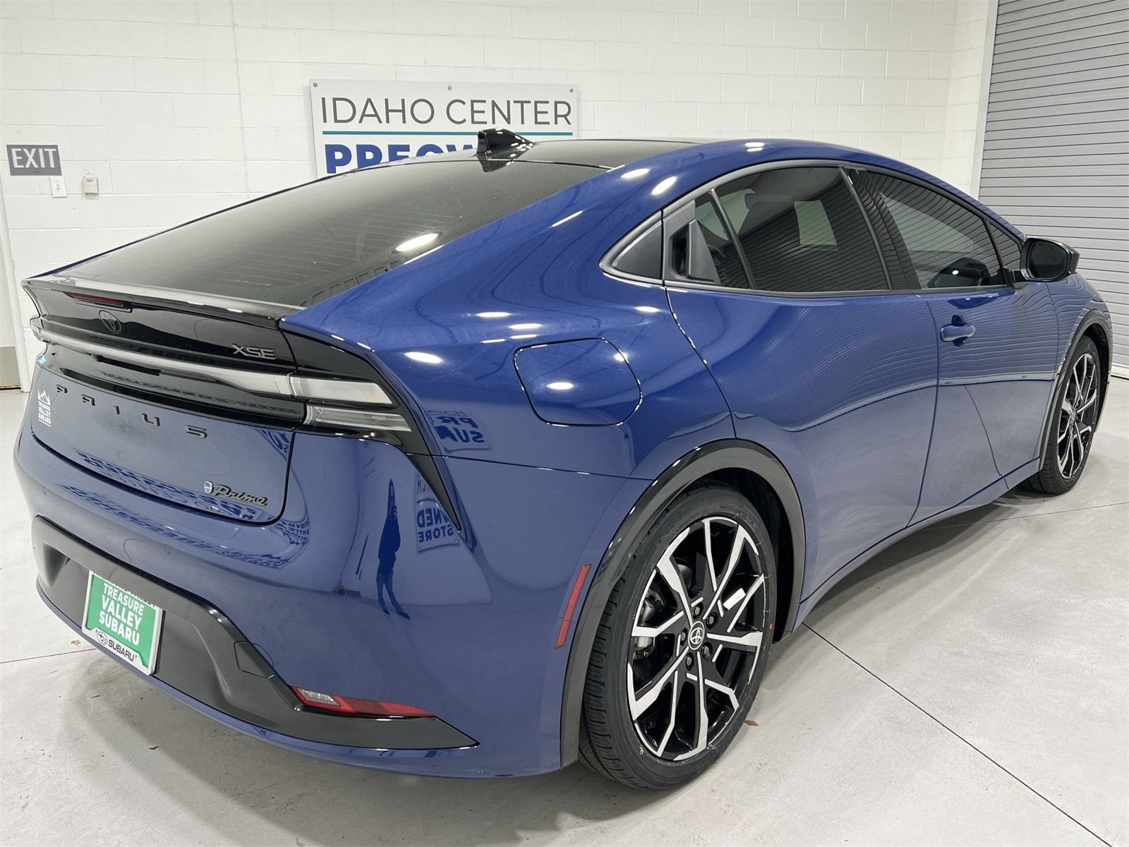 Used 2023 Toyota Prius Prime Premium image 8