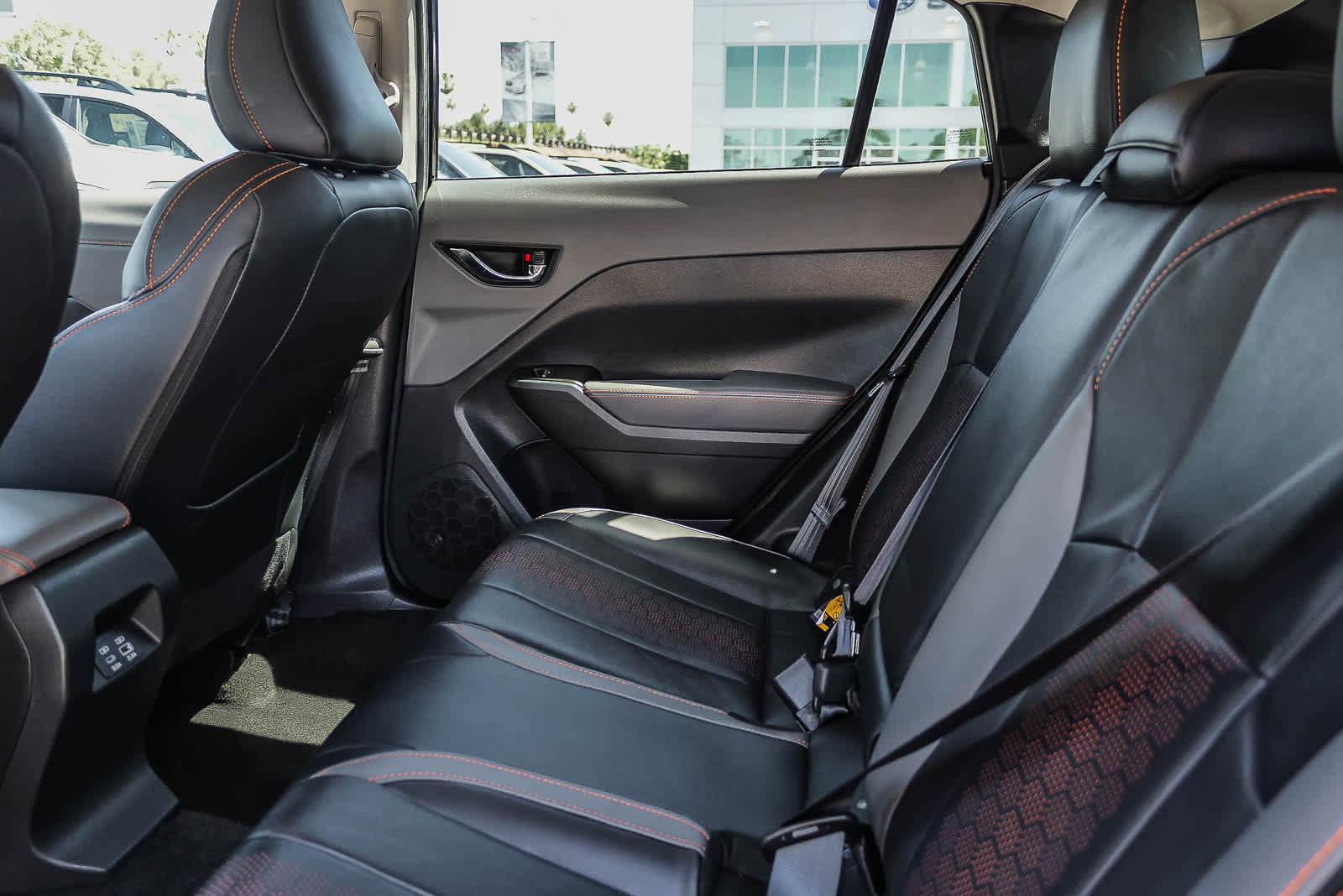 Certified 2025 Subaru Crosstrek 2.5i Limited w/ Crosstrek Mirror Package AWD/4WD image 15