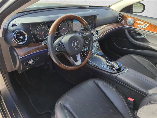 Used 2017 Mercedes-Benz E 300 E 300 Luxury image 7