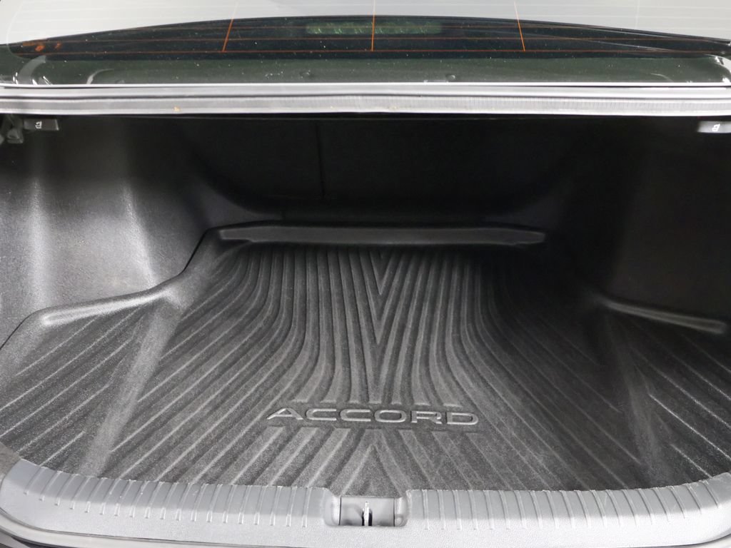 Used 2025 Honda Accord Sport image 17