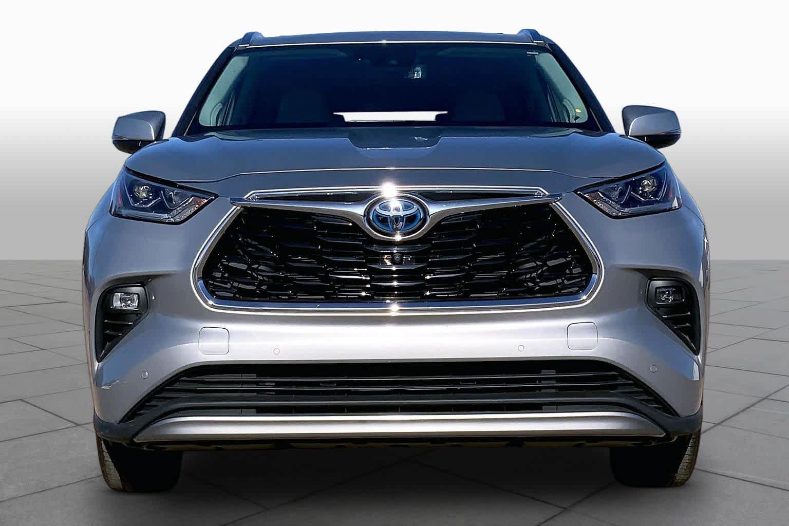 Used 2020 Toyota Highlander Platinum AWD/4WD image 8