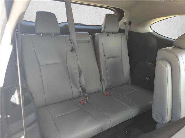 Used 2023 Toyota Highlander XLE image 17