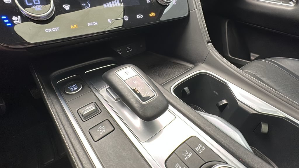 Used 2023 INFINITI QX60 Luxe w/ Performance Audio Package AWD/4WD image 19