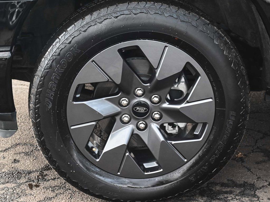 Used 2025 Ford F150 Lightning Flash image 5