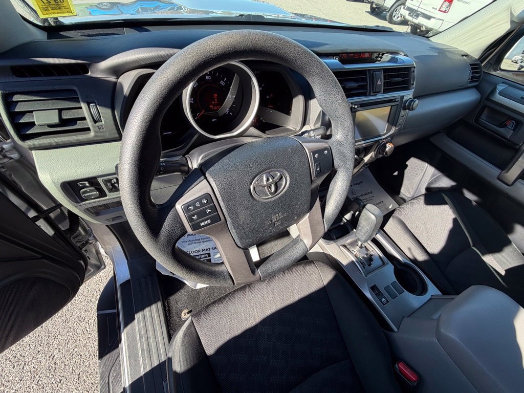 Used 2013 Toyota 4Runner Trail AWD/4WD image 12