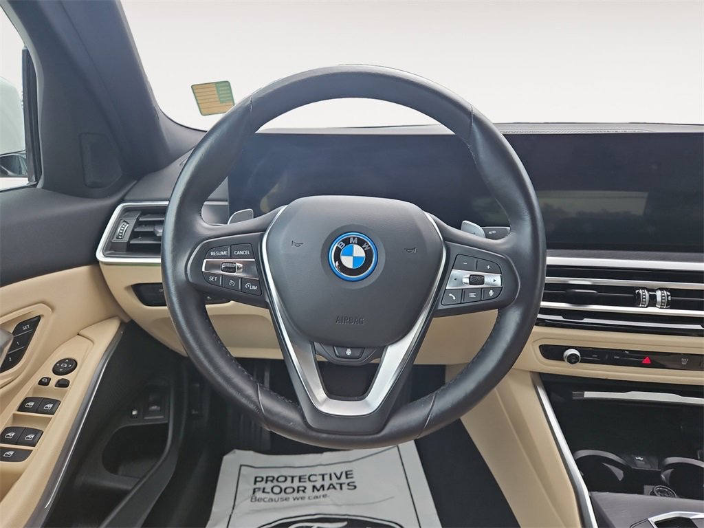 Used 2024 BMW 330e xDrive image 12