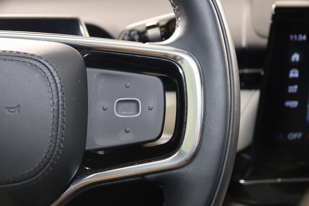 Used 2025 Lincoln Nautilus Reserve AWD/4WD image 46