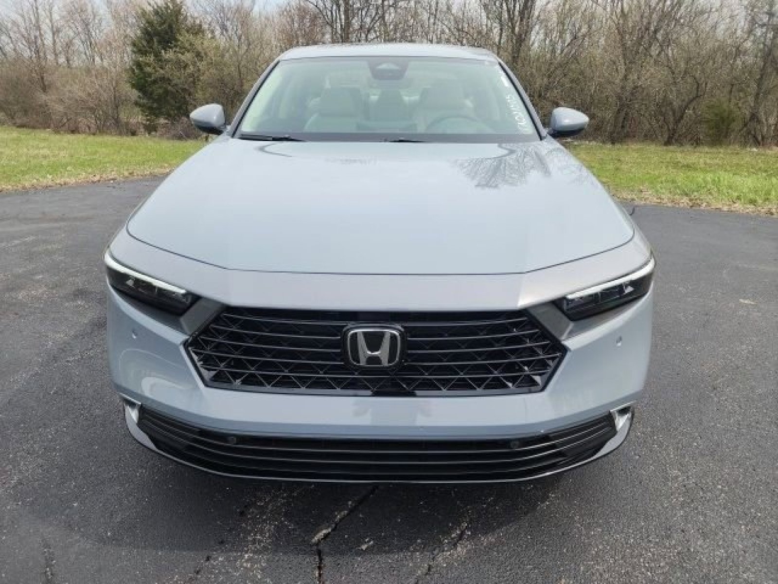 New 2026 Honda Accord Touring image 2