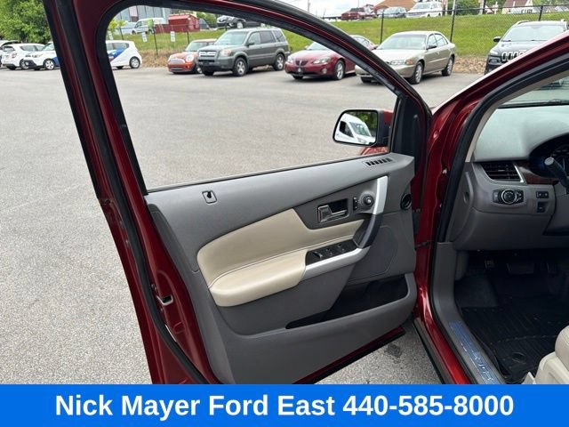 Used 2014 Ford Edge Limited w/ Driver Entry Package FWD image 11