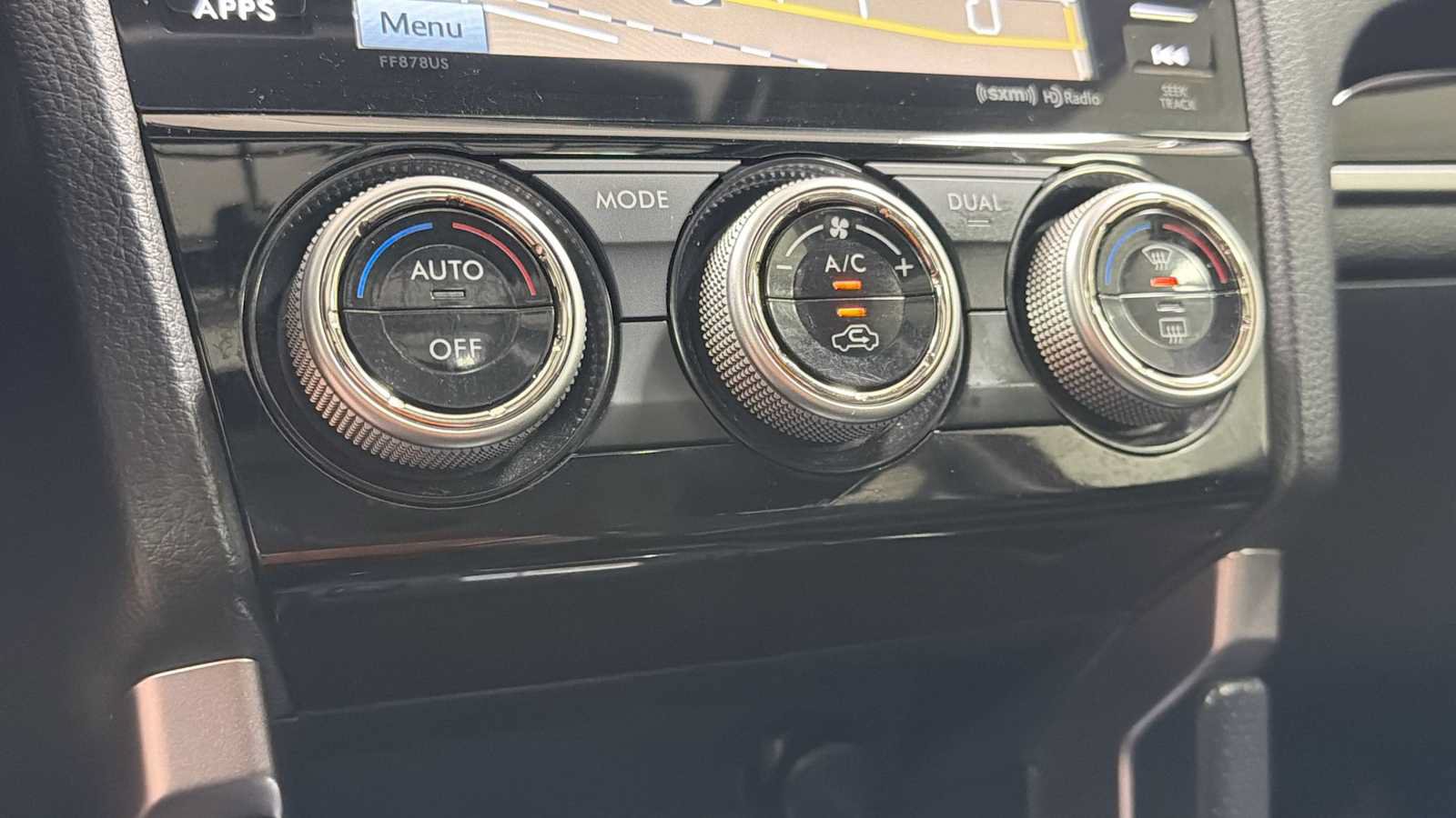 Used 2017 Subaru Forester 2.5i Touring AWD/4WD image 21