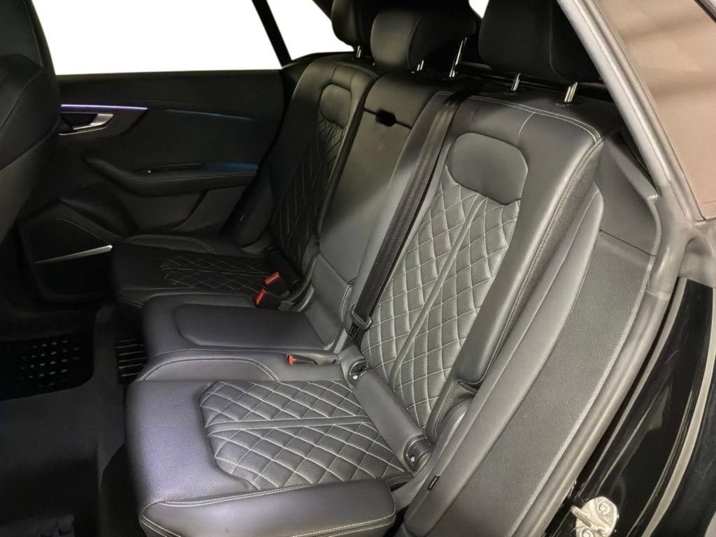 Used 2022 Audi SQ8 Premium Plus w/ Executive Package AWD/4WD image 16