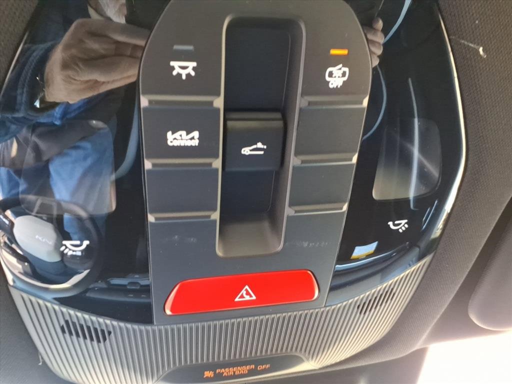New 2025 Kia K4 GT-Line image 17