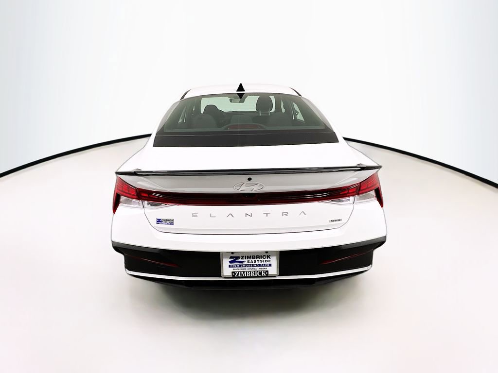 New 2025 Hyundai Elantra SEL image 5