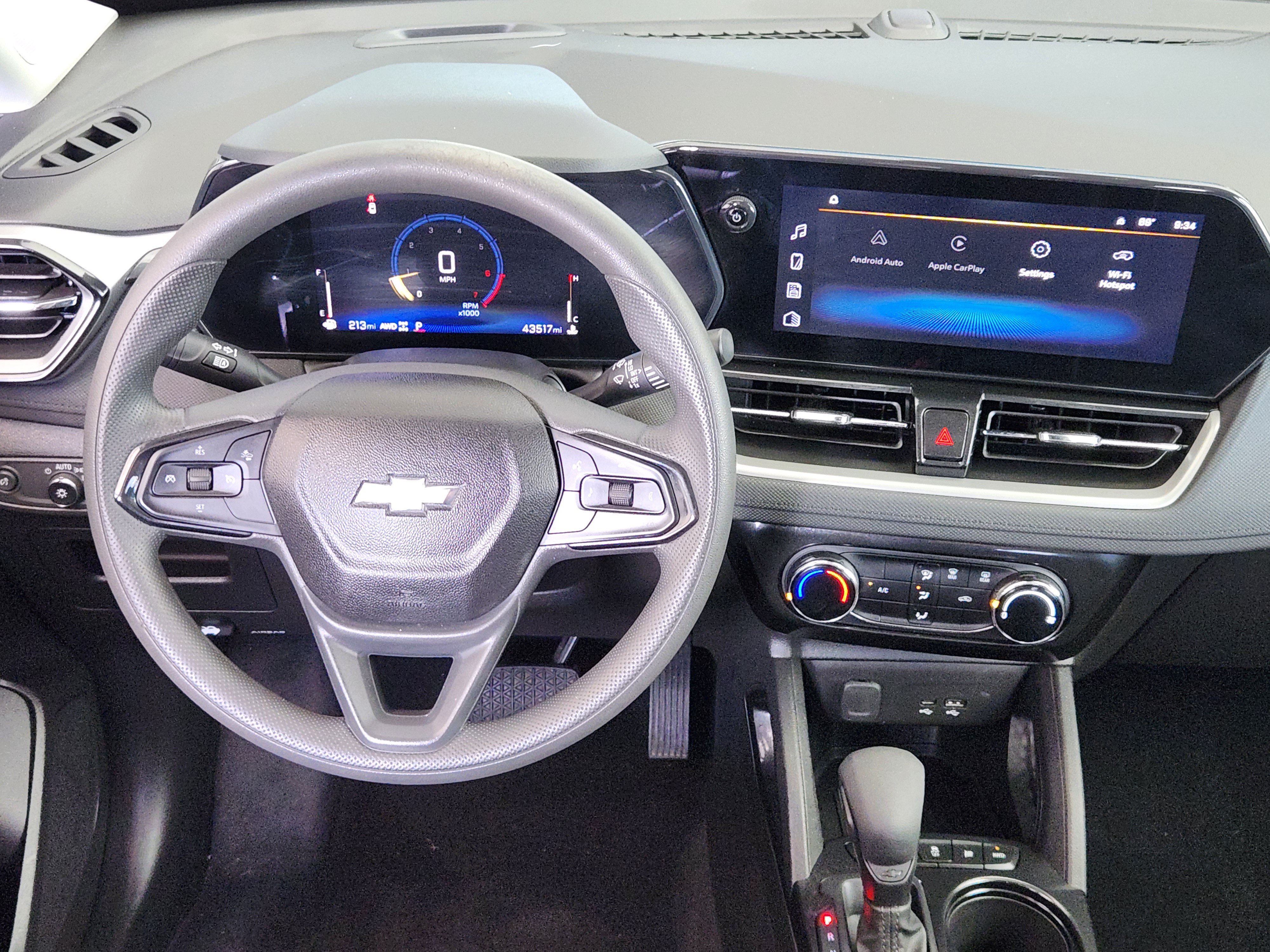 Used 2025 Chevrolet TrailBlazer LT AWD/4WD image 28