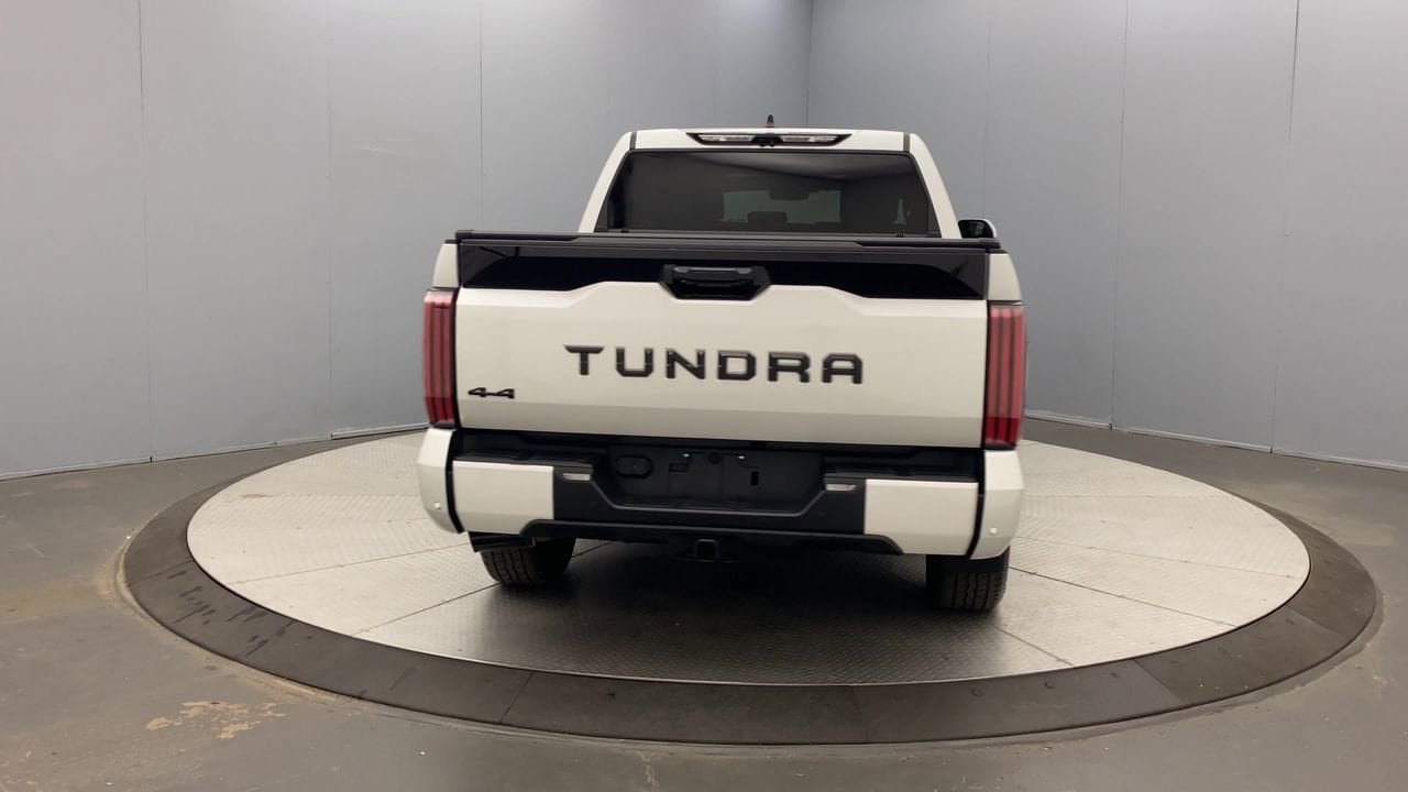 Used 2024 Toyota Tundra Platinum w/ TRD Off-Road Package AWD/4WD image 4