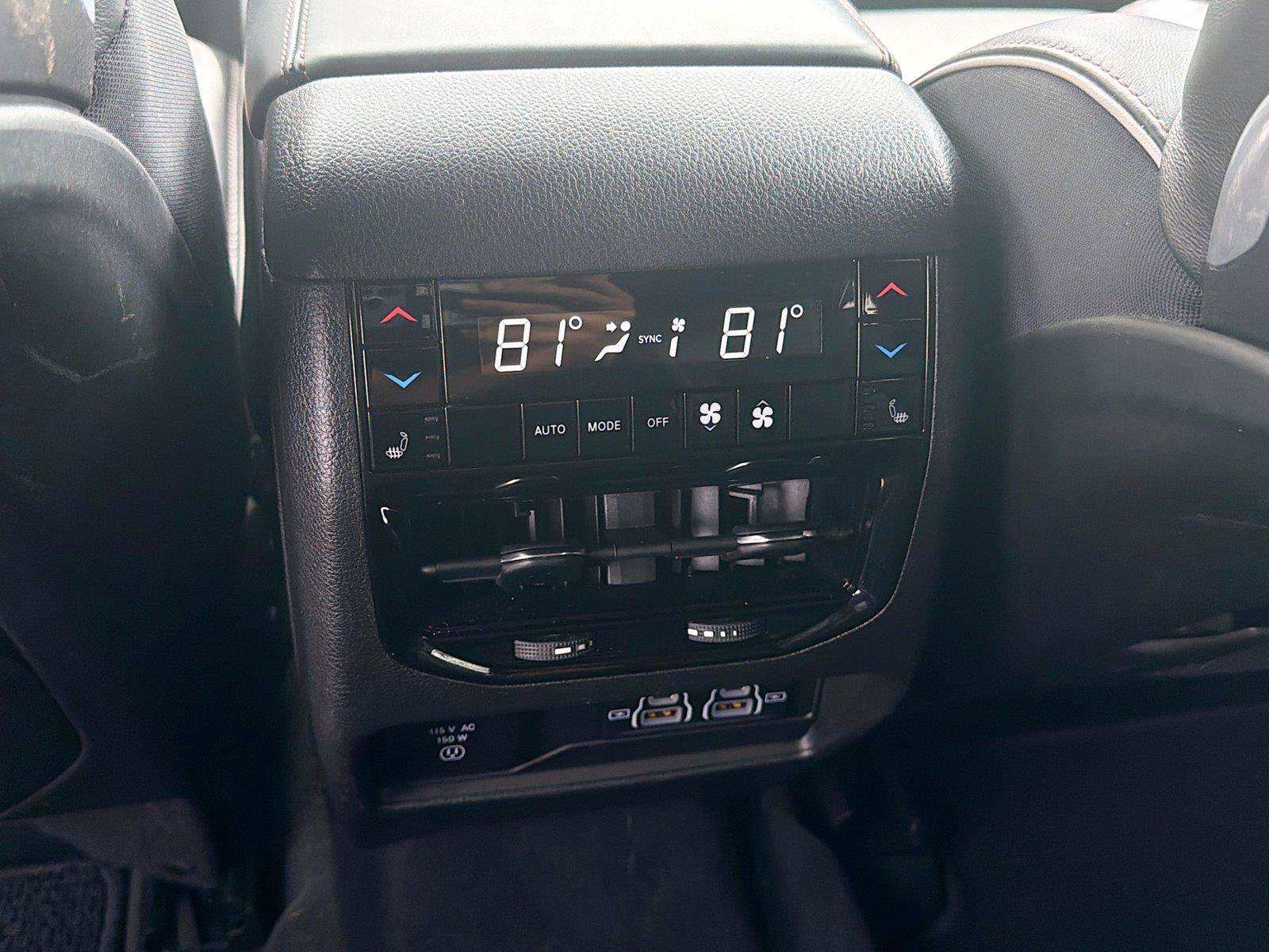 Used 2023 Jeep Grand Cherokee L Summit w/ Advanced Protech Group IV AWD/4WD image 21