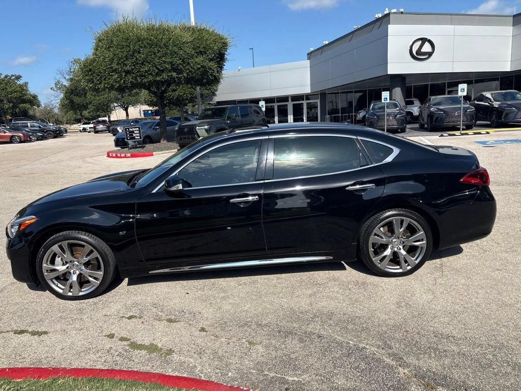 Used 2015 INFINITI Q70 L 3.7 w/ Technology Package RWD image 2