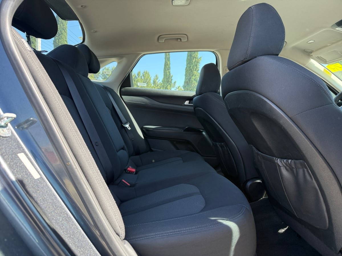 Used 2021 Kia K5 LXS FWD image 16