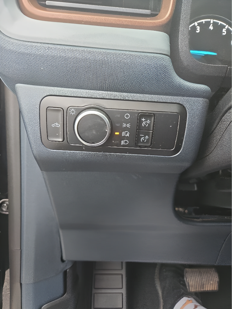 Used 2024 Ford Maverick Lariat AWD/4WD image 10